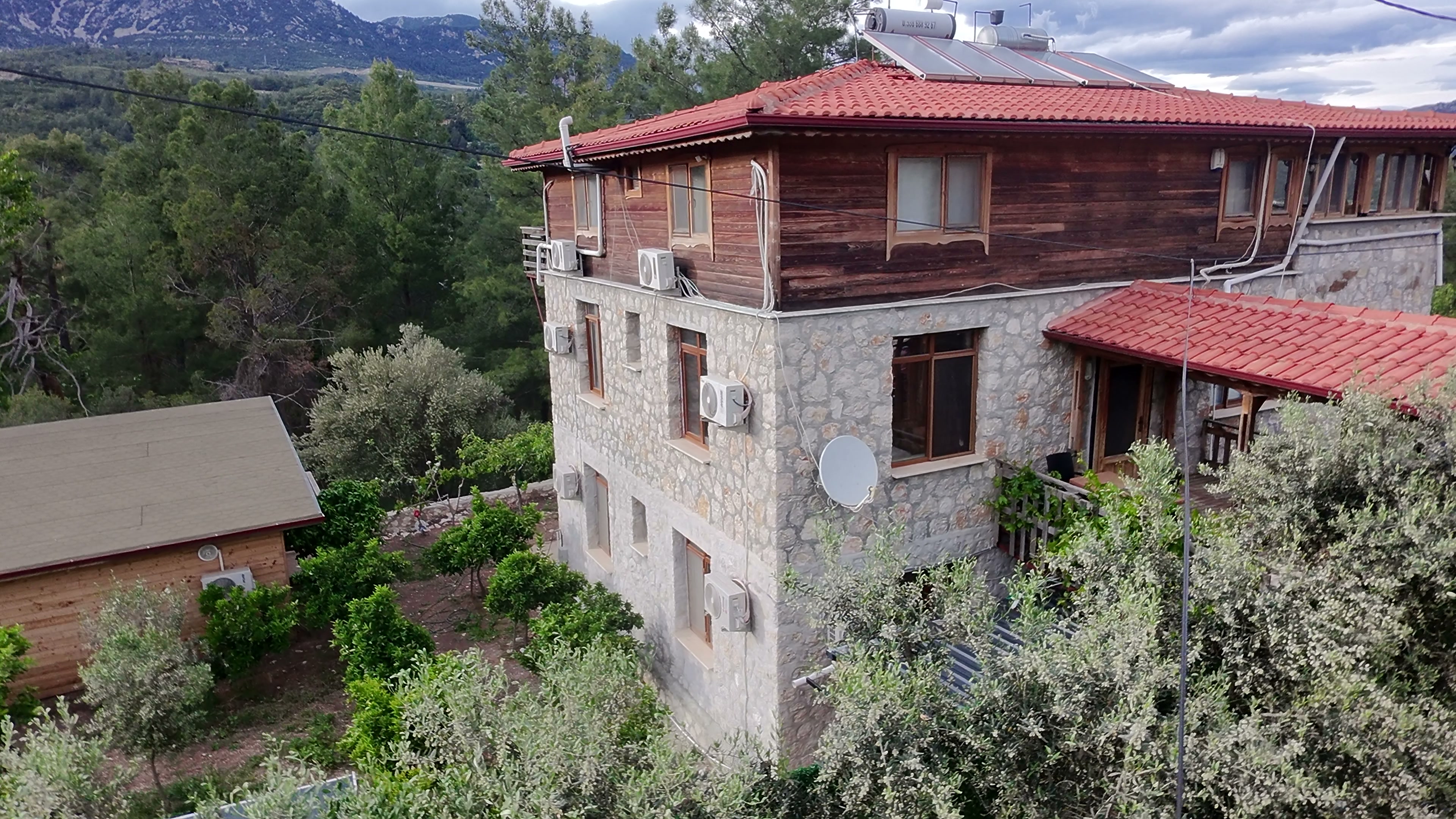 Biik Hotel - Bahçe